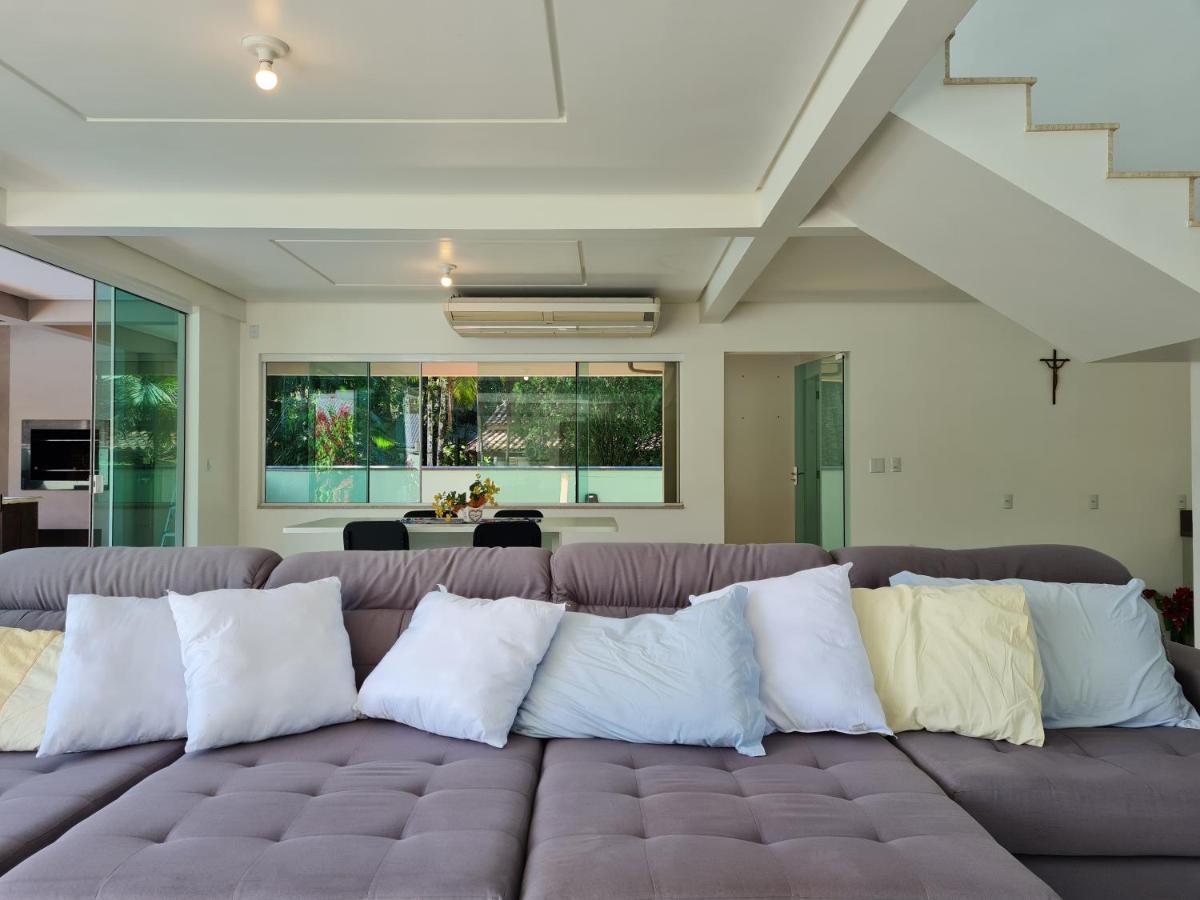 Lux House - Natureza - Piscina - Alto Padrao. นอวาเตรนโต ภายนอก รูปภาพ